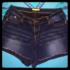 YMI- Wanna betta butt?😍 Jean shorts